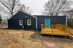 1418 E 10th St, West Point, GA 31833 - Photo 27