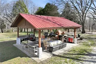 4005 Price Rd, Gainesville, GA 30506 - Photo 9