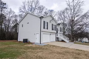 824 Eastmont Rd, Winder, GA 30680 - Photo 15