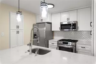 2182 River Heights Ct, Marietta, GA 30067 - Photo 9
