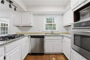 1349 Murdock Rd, Marietta, GA 30062 - Photo 7