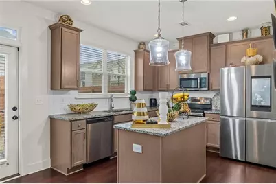 7653 Castle Avenue, Fairburn, GA 30213 - Photo 5