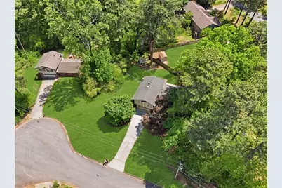 5642 Breezy Court SW, Lilburn, GA 30047 - Photo 3