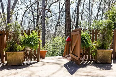 310 Cameron Ridge Drive NW, Atlanta, GA 30328 - Photo 13