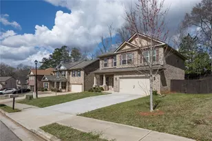 12172 Flannery Ln, Hampton, GA 30228 - Photo 3