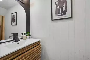 3083 Colonial Way, Atlanta, GA 30341 - Photo 9