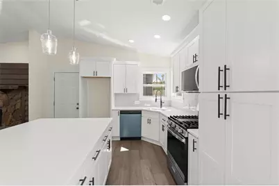 2903 Woodhollow Lane, Jonesboro, GA 30236 - Photo 9