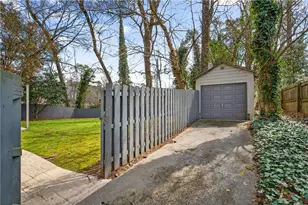 1499 Kay Ln NE, Atlanta, GA 30306 - Photo 29