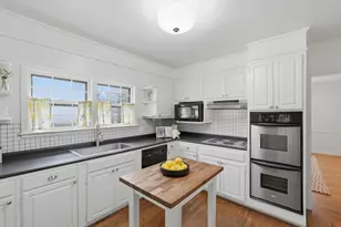 2215 Lyle Ave, Atlanta, GA 30337 - Photo 9