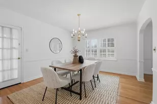 2215 Lyle Ave, Atlanta, GA 30337 - Photo 5