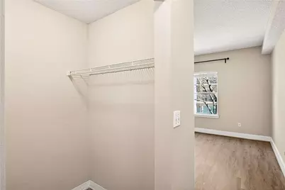 1074 Peachtree Walk NE #B212, Atlanta, GA 30309 - Photo 29