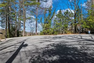 2153 Starfire Dr NE, Atlanta, GA 30345 - Photo 31