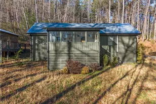 121 Waterfalls Wy, Clarkesville, GA 30523 - Photo 1