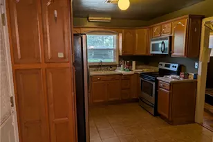 207 Kingsway Dr, Warner Robins, GA 31088 - Photo 5
