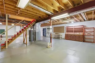 3245 Forest Creek Dr SW, Marietta, GA 30064 - Photo 17