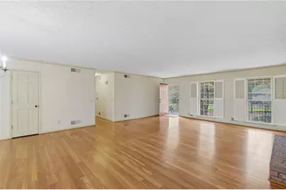 3245 Forest Creek Drive SW, Marietta, GA 30064 - Photo 7