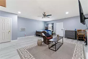 406 Hidden Valley Ct SE, Conyers, GA 30094 - Photo 11