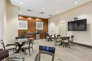 3040 Peachtree Rd NW, Atlanta, GA 30305 - Photo 5