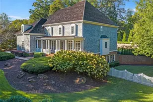 900 Crabapple Hl, Alpharetta, GA 30004 - Photo 13