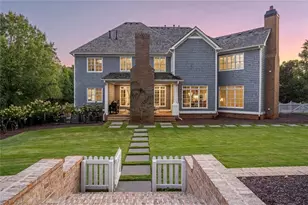 900 Crabapple Hl, Alpharetta, GA 30004 - Photo 5