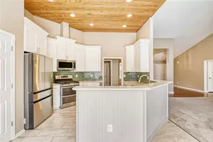 2531 Apalachee Run Way, Dacula, GA 30019 - Photo 11