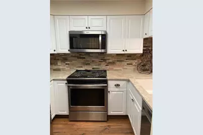 1800 Clairmont Lake #A428, Decatur, GA 30033 - Photo 7