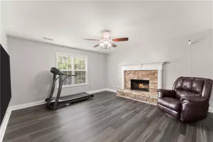 7219 Plum Creek Dr, Gainesville, GA 30507 - Photo 13