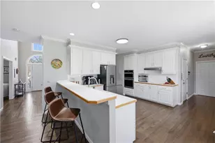 1640 Pinetree Pass Ln SW, Lilburn, GA 30047 - Photo 15