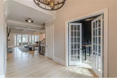 1104 Roxboro Drive NE, Atlanta, GA 30324 - Photo 7