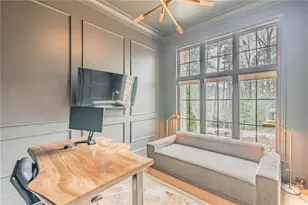 1104 Roxboro Dr NE, Atlanta, GA 30324 - Photo 9