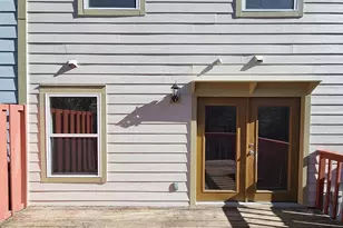 3876 Meadow Creek Dr, Peachtree Corners, GA 30092 - Photo 9