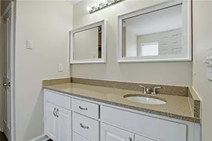 561 Glenns Farm Way, Grayson, GA 30017 - Photo 11