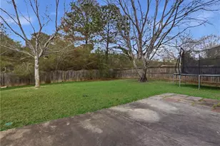 561 Glenns Farm Way, Grayson, GA 30017 - Photo 17