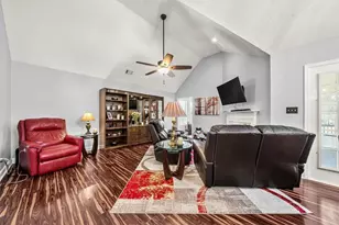 117 Greentree Dr, Newnan, GA 30265 - Photo 3