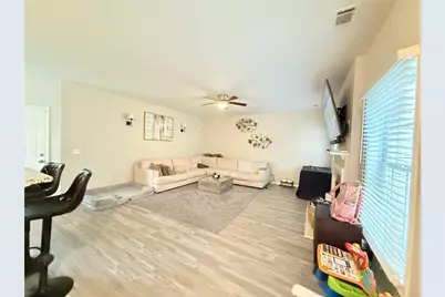 2182 Fall Creek Lodge, Loganville, GA 30052 - Photo 9