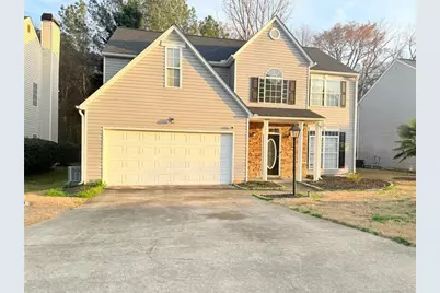 2182 Fall Creek Lodge, Loganville, GA 30052 - Photo 3