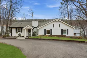 214 Sugar Cane Dr, Hartwell, GA 30643 - Photo 1