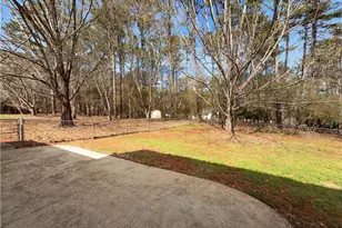 135 Forest Lake Way, Fayetteville, GA 30215 - Photo 11