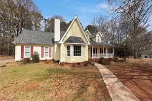 135 Forest Lake Way, Fayetteville, GA 30215 - Photo 9