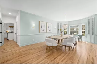 1018 Mill Creek Manor NE, Brookhaven, GA 30319 - Photo 5