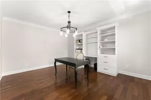 210 Weatherwood Cir, Alpharetta, GA 30004 - Photo 9