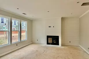 4864 White St, Sugar Hill, GA 30518 - Photo 3