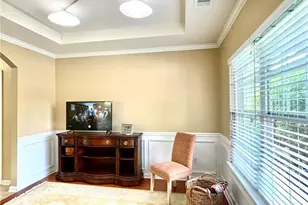 6645 Grove Meadows Ln, Cumming, GA 30028 - Photo 9