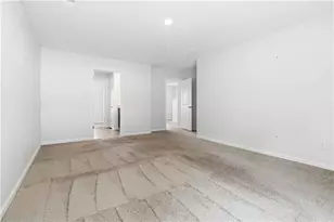 490 Caledon Way, Hampton, GA 30228 - Photo 9