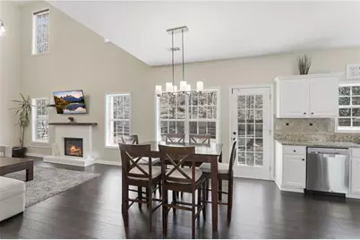 4405 Red Rock Point, Suwanee, GA 30024 - Photo 9