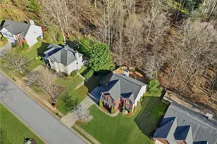 4405 Red Rock Point, Suwanee, GA 30024 - Photo 3