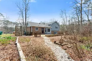 4691 Lucerne Valley Rd SW, Lilburn, GA 30047 - Photo 43