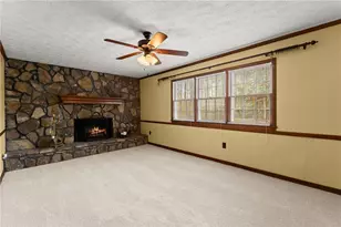 4691 Lucerne Valley Rd SW, Lilburn, GA 30047 - Photo 17