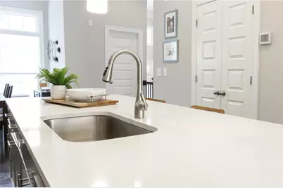 2032 Manchester Street NE, Atlanta, GA 30324 - Photo 9