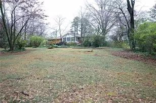 763 Kiowa Dr NE, Marietta, GA 30060 - Photo 5